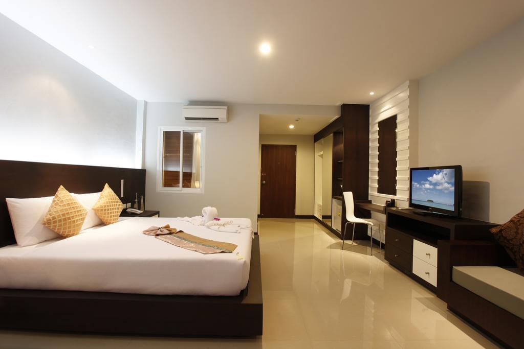 Nize Hotel - Sha Plus Phuket Εξωτερικό φωτογραφία